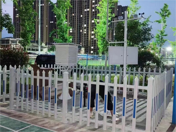 校園自動(dòng)氣象站案例實(shí)拍